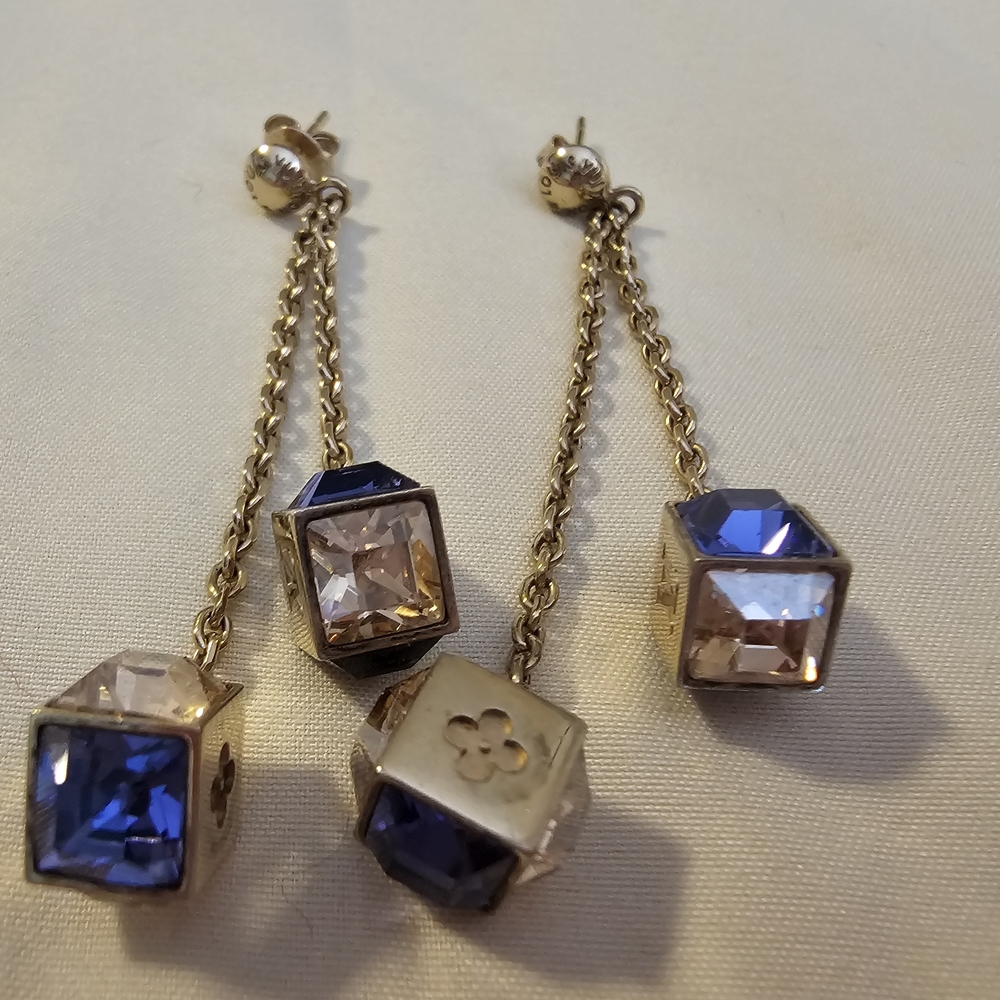 Authentic Louis Vuitton Gamble Crystals Gold Tone Drop Dice Earrings